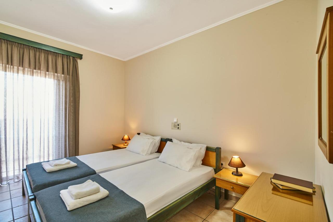 Inea Hotel & Suites Agioi Apostoli  Exterior photo
